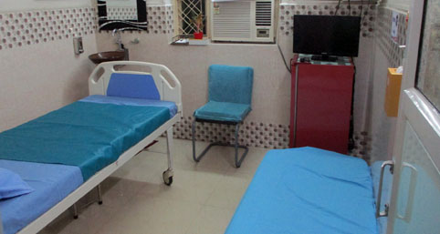 Deluxe patient room